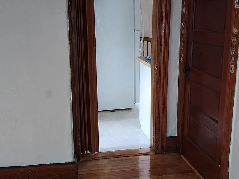 260 Walton St #2 — Photo 5