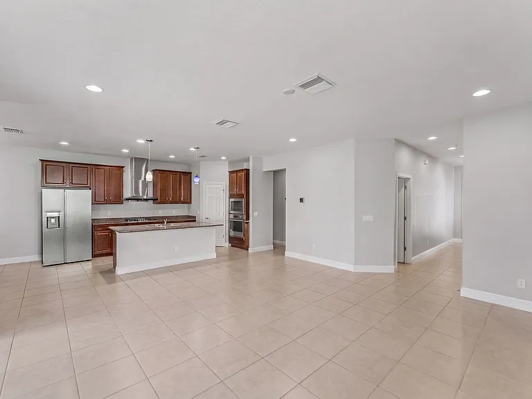 12969 Burns Dr — Photo 5
