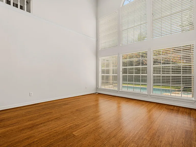 14207 Woodville Gardens Dr — Photo 13