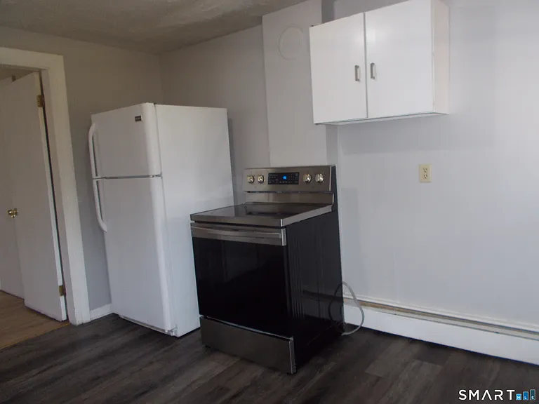 161 Howard Ave #1 — Photo 10