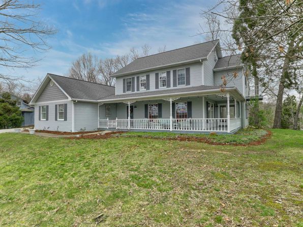 360 W Evergreen Plz S, Santa Claus, IN 47579