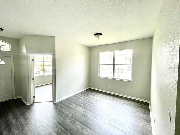 3rd image of 246 Cork Way
