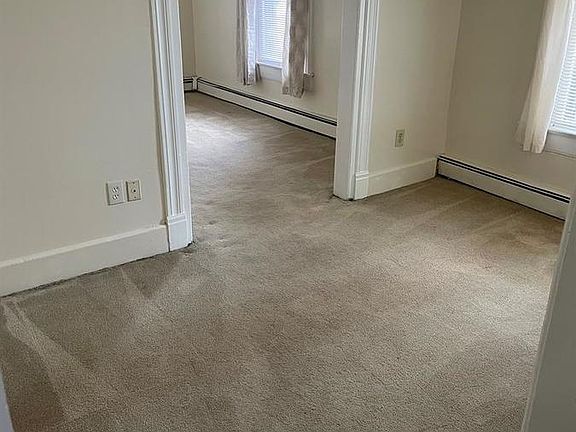 5th image of 310 N Adams St APT 4