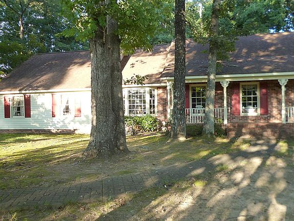 Partial Front w/Garage