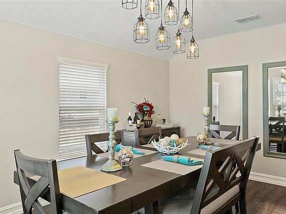 5th image of 1806 Pacific Pearl Ln