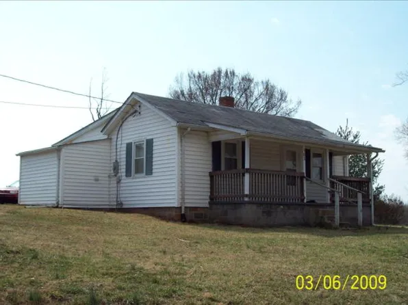 163 Lynch St, Danville, VA 24540