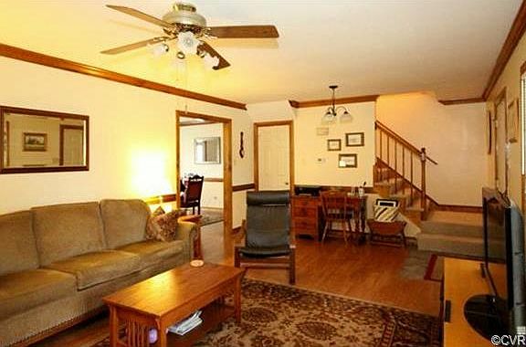 4th image of 6101 Holly Trace Dr