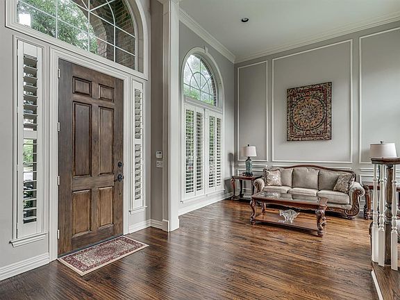 4th image of 18515 Gibbons Dr