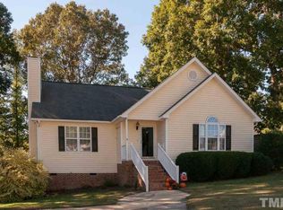 108 Peakhill Rd, Holly Springs, NC 27540