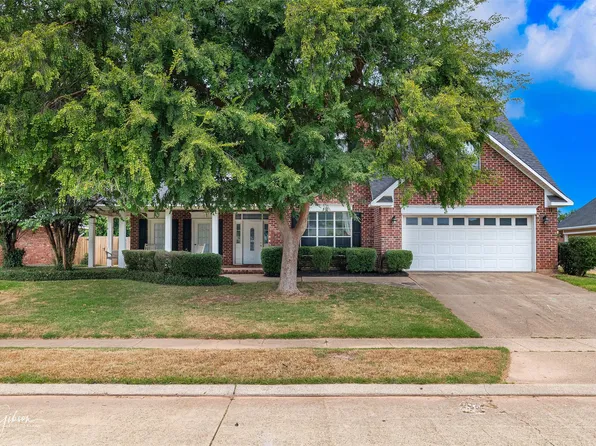 1229 Whitehall Dr, Bossier City, LA 71112