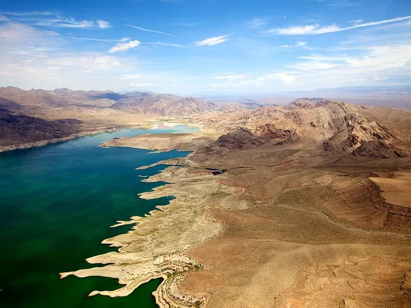 28050 N Drifting Sands Dr, Meadview, AZ 86444