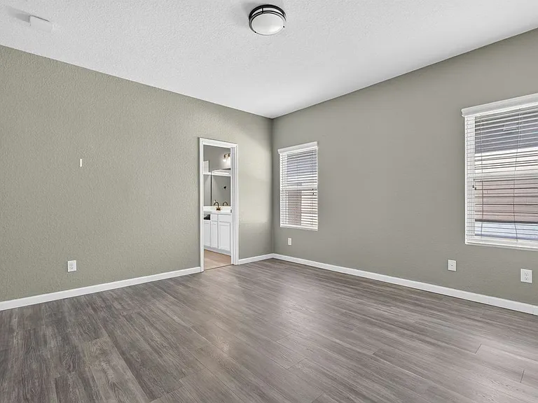 10331 Barbeque Bay — Photo 21