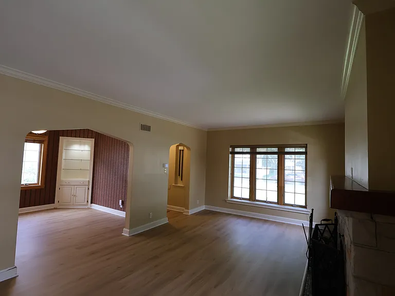 6028 N Lydell Ave — Photo 7
