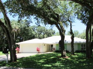 405 Date Palm Rd, Vero Beach, FL 32963
