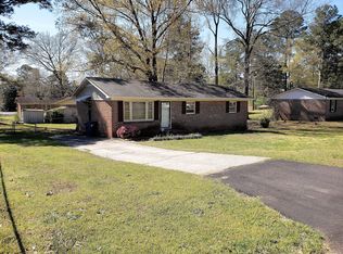 108 Squirrel Tree Rd, Greenwood, SC 29646