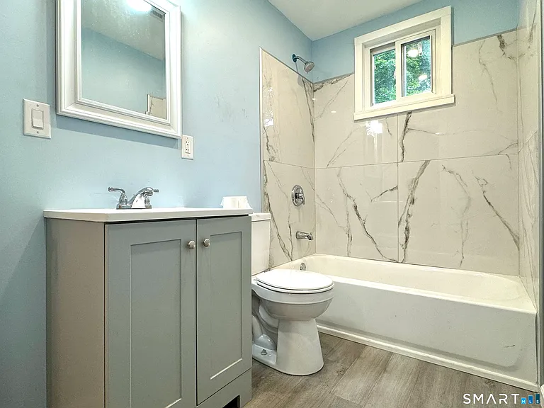 1248 N Main St #1 — Photo 4