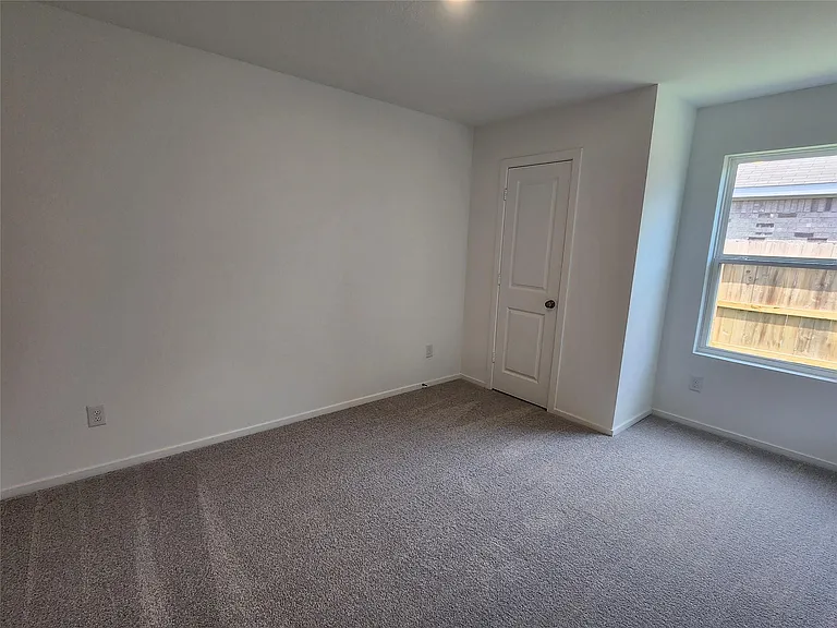 929 Capracotta Dr — Photo 23