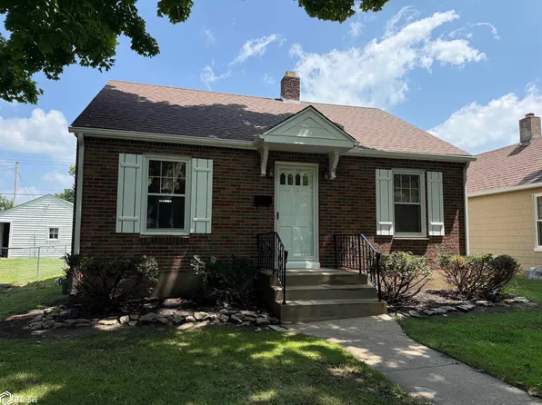 1616 S 12th St, Burlington, IA 52601