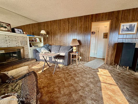 4th image of 24 Union Ave