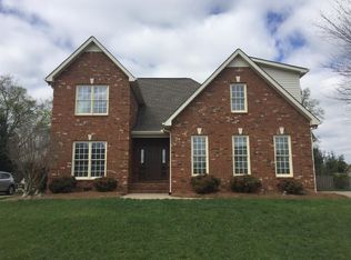 3093 Vicwood Dr, Murfreesboro, TN 37128
