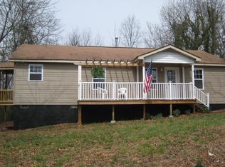 8 Padgett St, Seneca, SC 29678