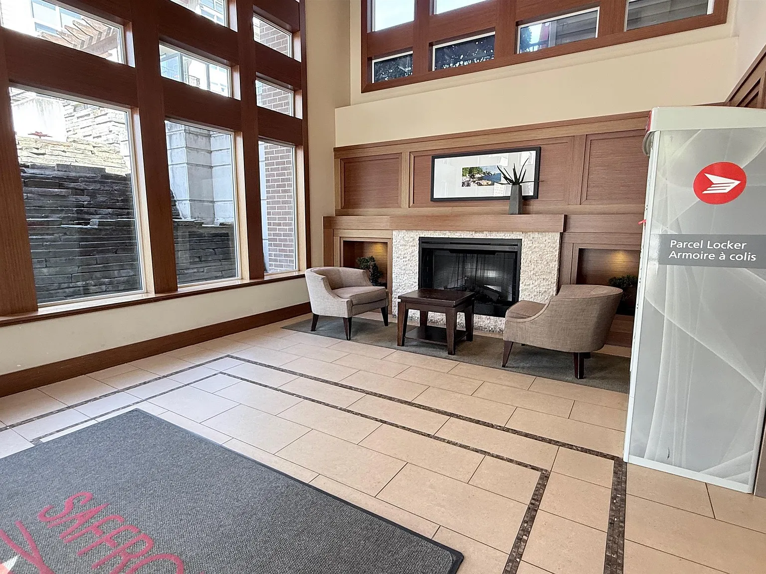 2 bed, 889 sqft, $2,500 — Photo 2