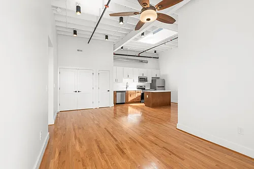 Floor plan 302