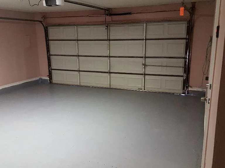 610 N Durant Ave — Photo 21