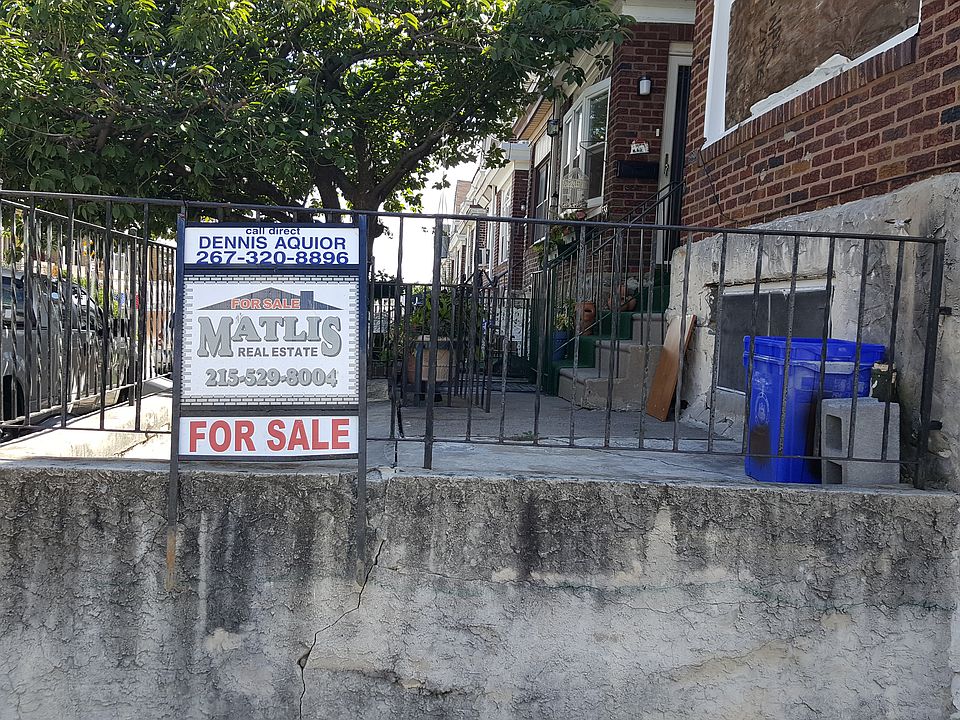 1st image of 556 Rosalie St