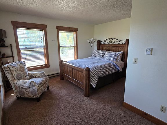 5th image of 49 Spinner St