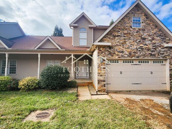 6 Robert De Brus Cir