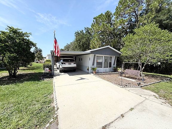 3rd image of 114 Tanglewood Ln