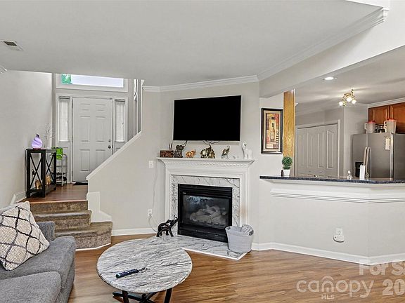 4th image of 8606 Fox Chase Ln