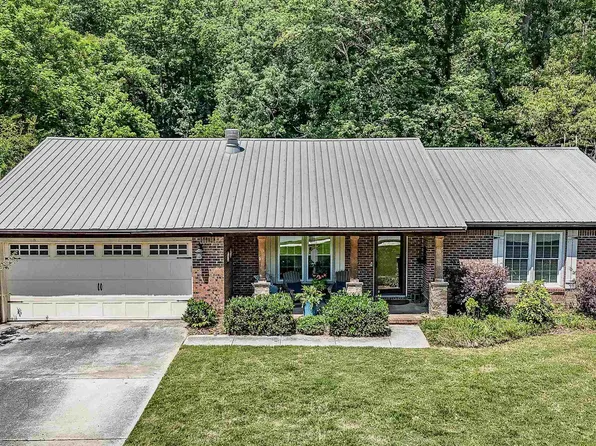7436 Logan Dr SW, Huntsville, AL 35802