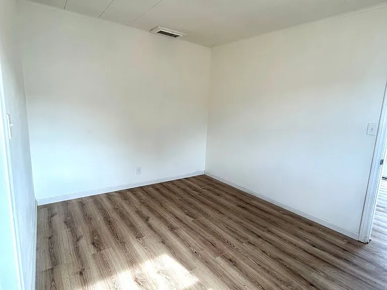 6540 Valley View Dr — Photo 8