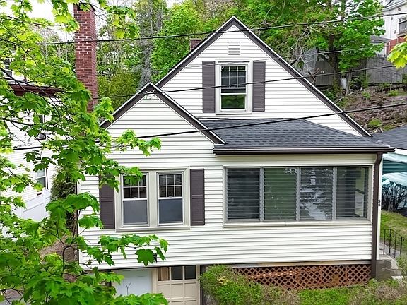 2nd image of 56 Raddin Grove Ave