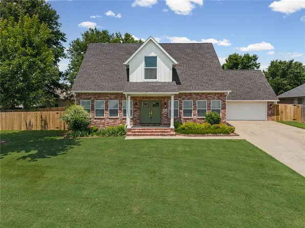 3838 Scarlett Ter, Springdale, AR 72762