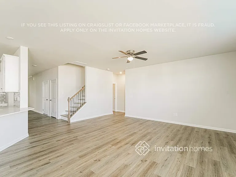 7364 Echoing Hills Ln — Photo 4