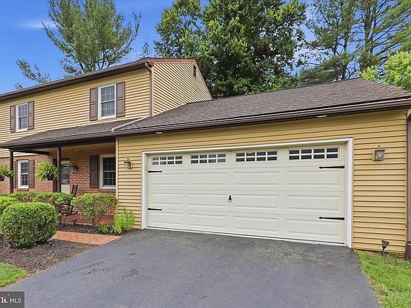 3rd image of 1282 Winchester Dr