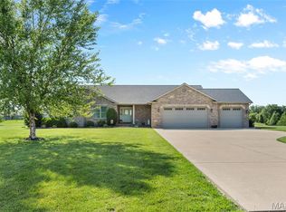13442 Wildlife Trl, Highland, IL 62249