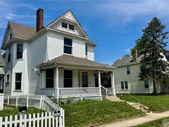 3rd image of 39 Warder St