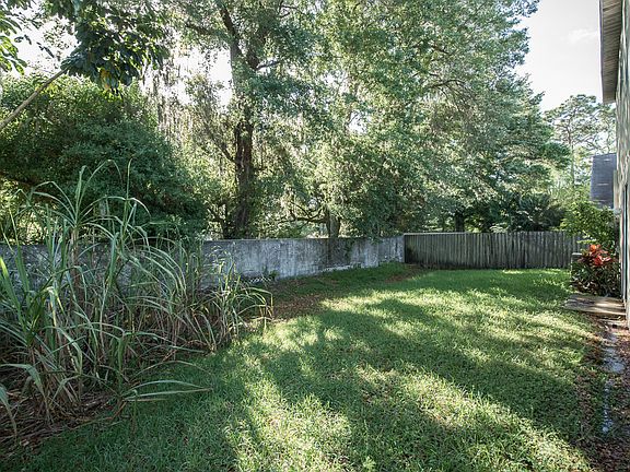 Back Yard with Privacy