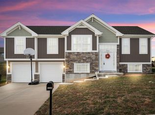 2903 Shirley Close Rd, Washington, MO 63090