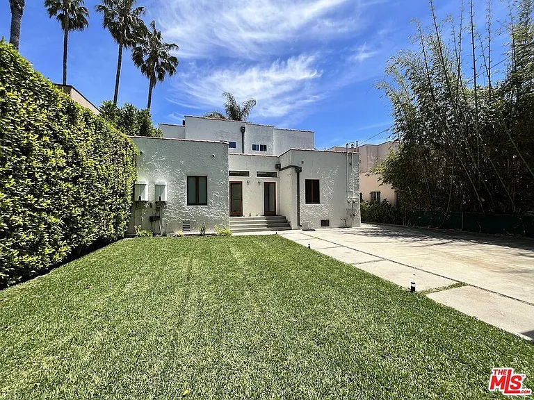 1023 N La Jolla Ave — Photo 18