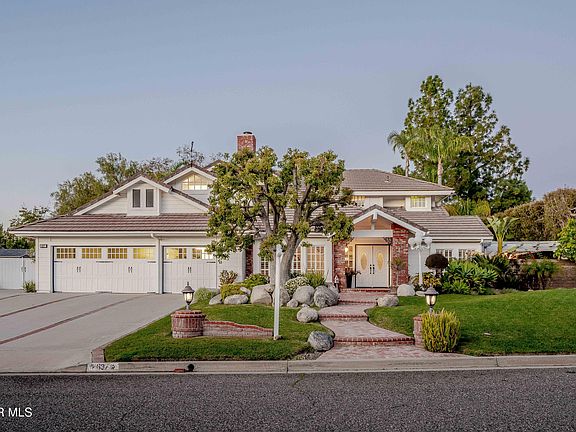 2nd image of 637 Bluegrass St