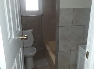 7 Monroe St, Garfield, NJ 07026