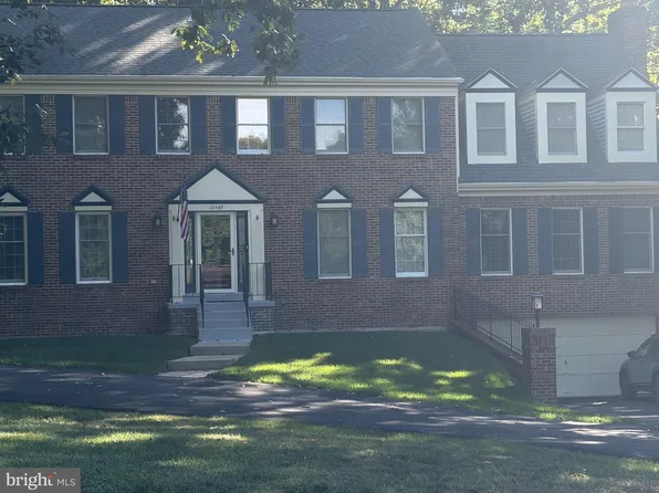 12469 Cavalier Dr, Woodbridge, VA 22192