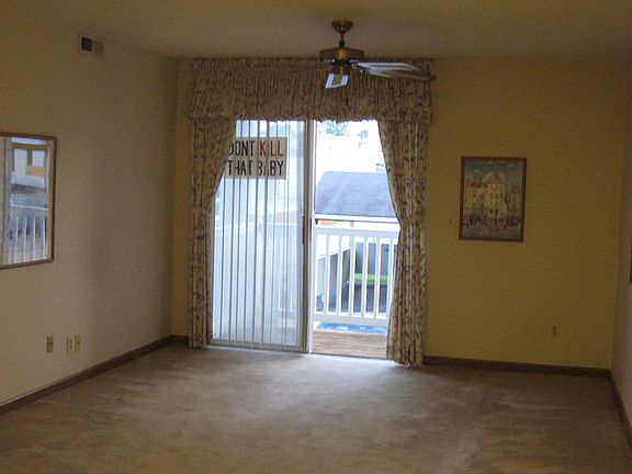 3rd image of 12401 Somerset Place Dr APT H