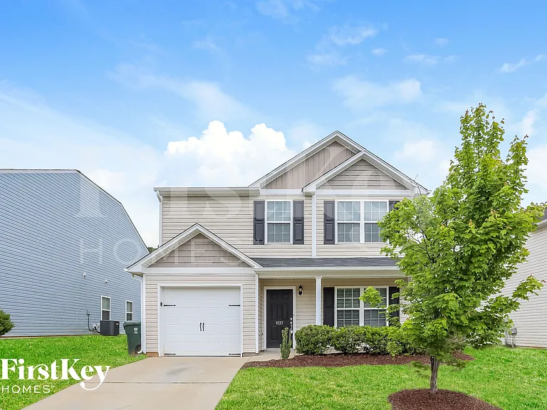 1137 Early Rise St — Photo 2