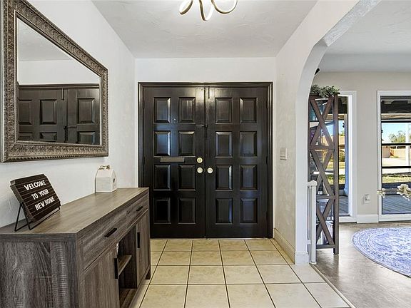 4th image of 213 Doverwood Rd